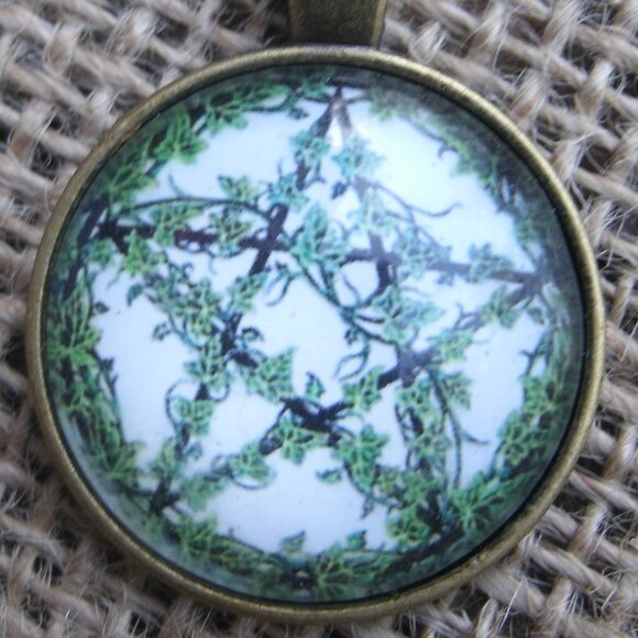 Vine Pentacle Glass Cabochon Pendant Necklace - Picture 2 of 12